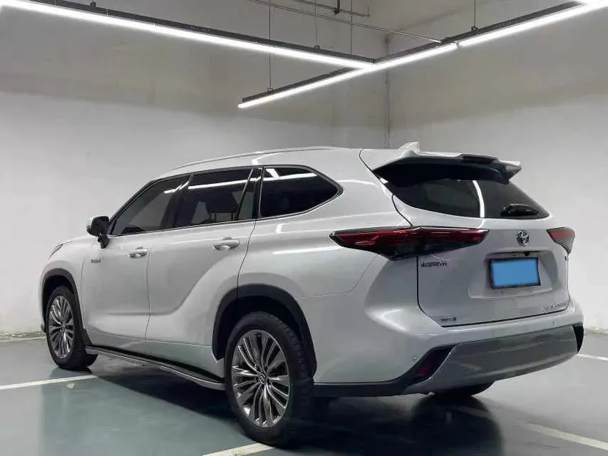 2023 Toyota Highlander 2.5L 189HP L4 E-CVT Hybrid,autocango,china used car exporter,china ev exporter,chinese used car exporter,chinese used ev exporter