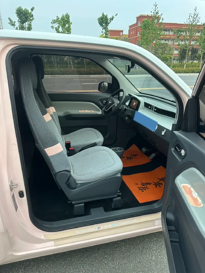 2022 WuLing HongGuang MINI EV BEV 13.8KWH,autocango,china used car exporter,china ev exporter,chinese used car exporter,chinese used ev exporter