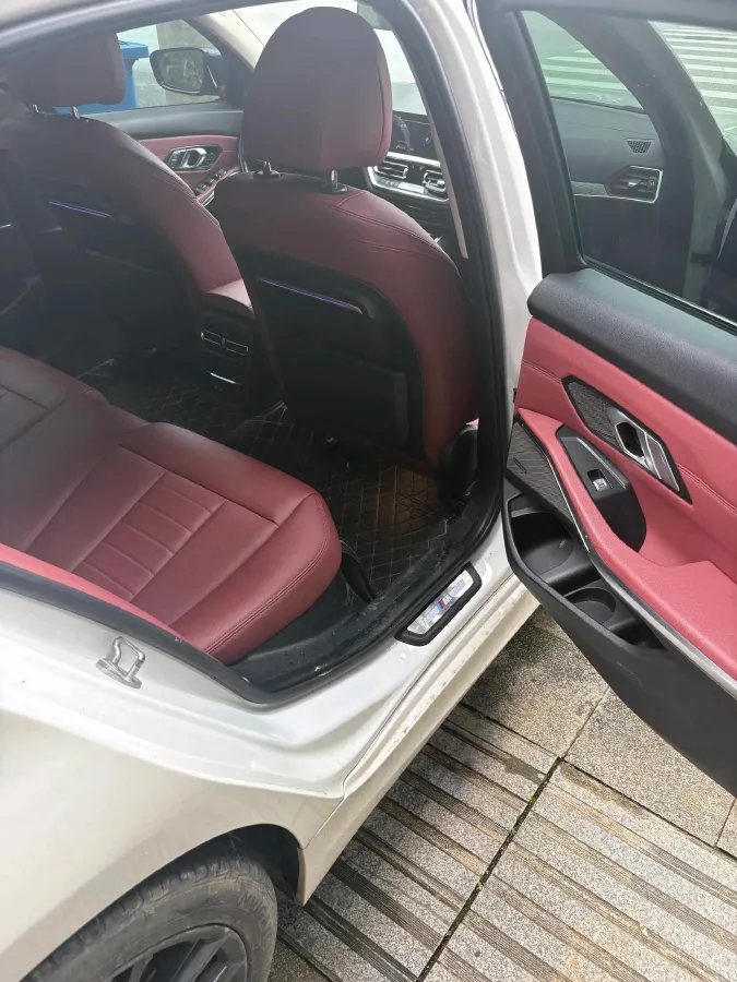 2021 BMW 3 Series 2.0T 184HP L4 8AT,autocango,china used car exporter,china ev exporter,chinese used car exporter,chinese used ev exporter