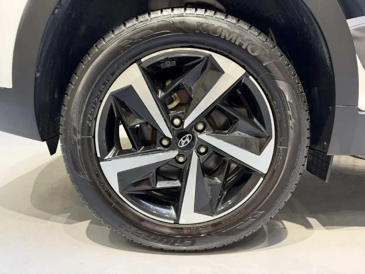 2021 Hyundai ix35 1.4T 140HP L4 7DCT,autocango,china used car exporter,china ev exporter,chinese used car exporter,chinese used ev exporter