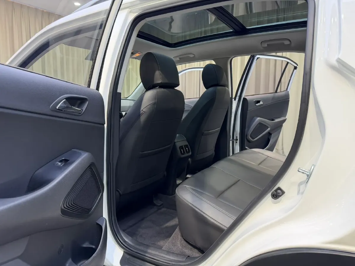 2021 Hyundai ix35 1.4T 140HP L4 7DCT,autocango,china used car exporter,china ev exporter,chinese used car exporter,chinese used ev exporter