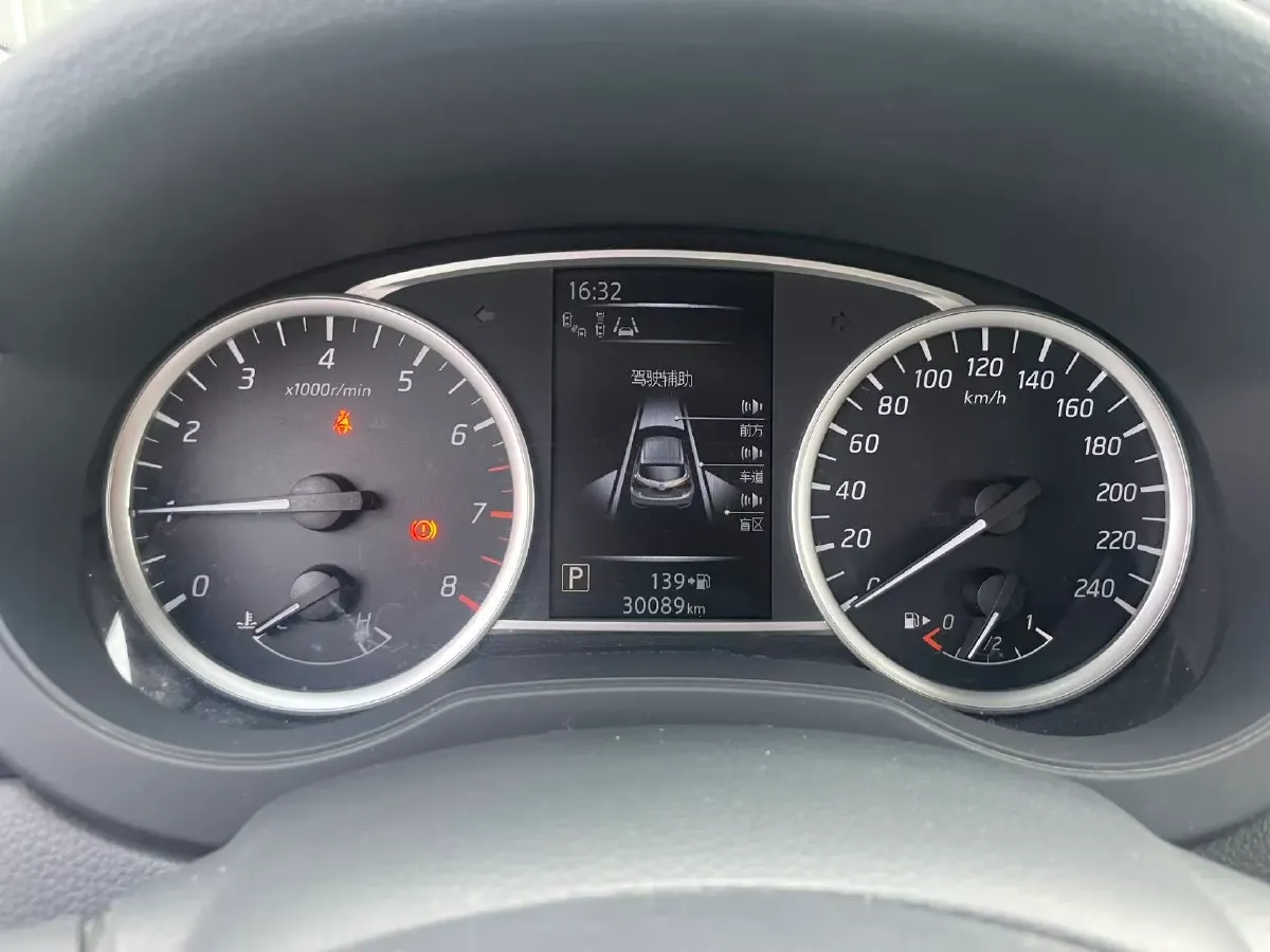 2021 Nissan Tiida 1.6L 122HP L4 CVT,autocango,china used car exporter,china ev exporter,chinese used car exporter,chinese used ev exporter