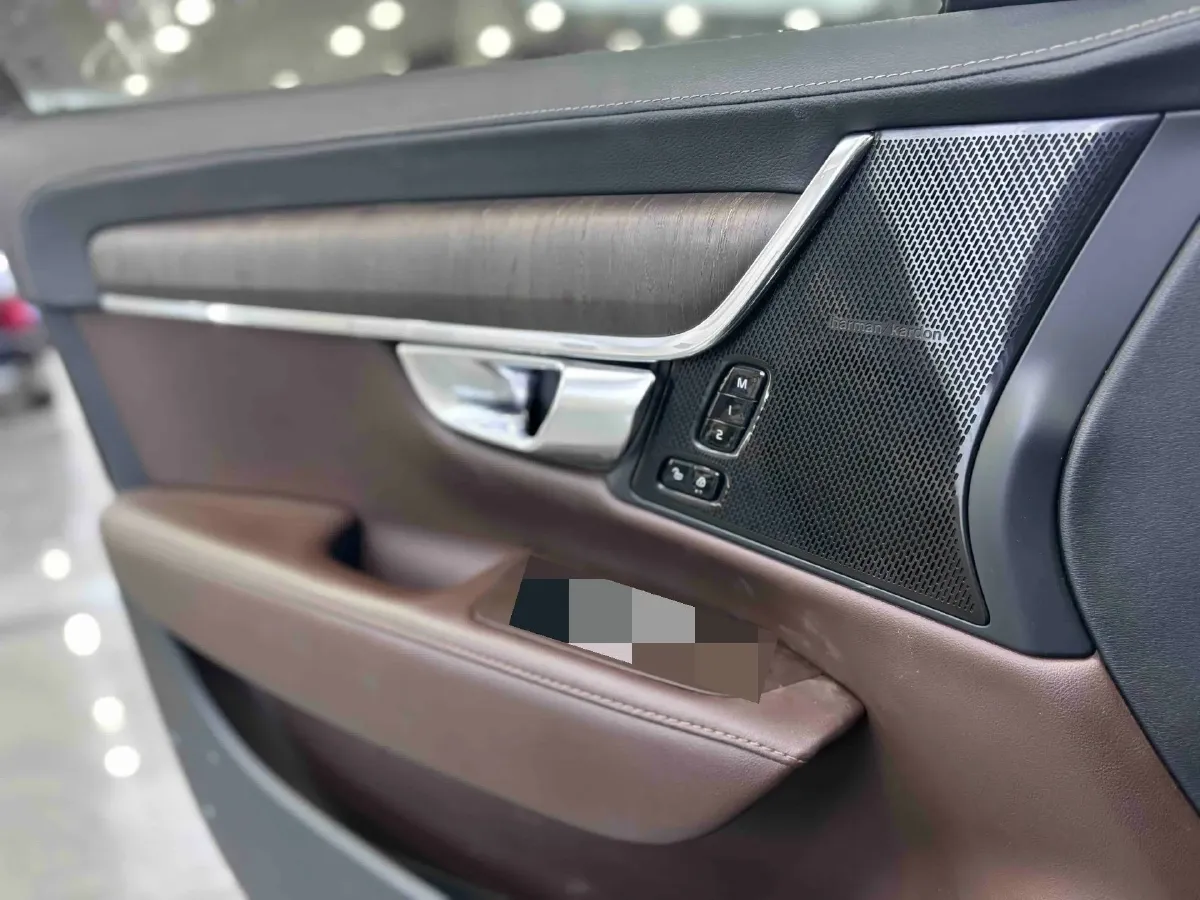 2022 Volvo S90 2.0T 250HP L4 8AT,autocango,china used car exporter,china ev exporter,chinese used car exporter,chinese used ev exporter