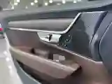 2022 Volvo S90 2.0T 250HP L4 8AT