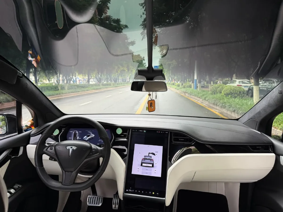 2017 Tesla Model X BEV 100KWH,autocango,china used car exporter,china ev exporter,chinese used car exporter,chinese used ev exporter