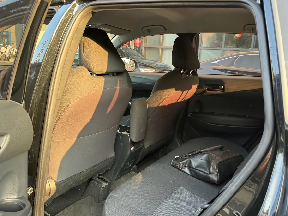 2023 Toyota Frontlander 2.0L 171HP L4 CVT,autocango,china used car exporter,china ev exporter,chinese used car exporter,chinese used ev exporter