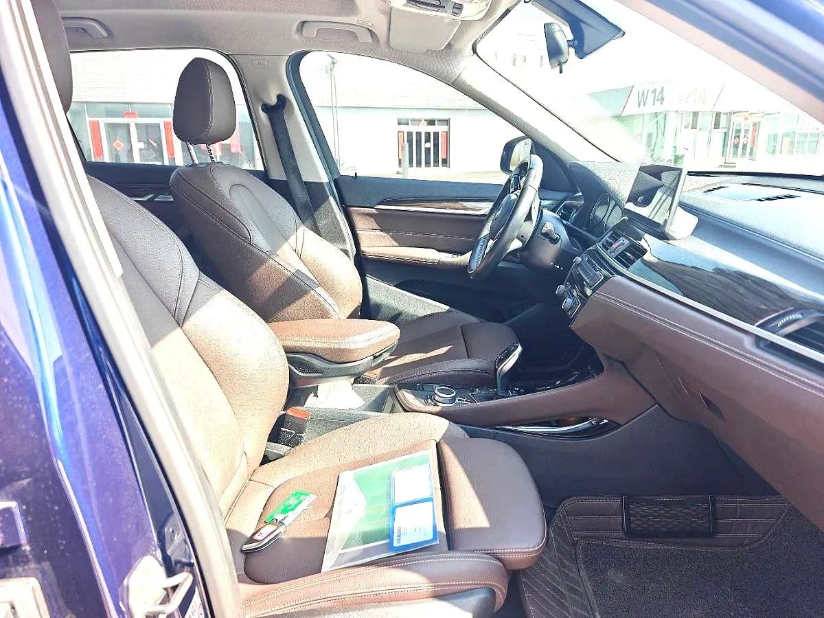 2020 BMW X1 2.0T 192HP L4 8AT,autocango,china used car exporter,china ev exporter,chinese used car exporter,chinese used ev exporter