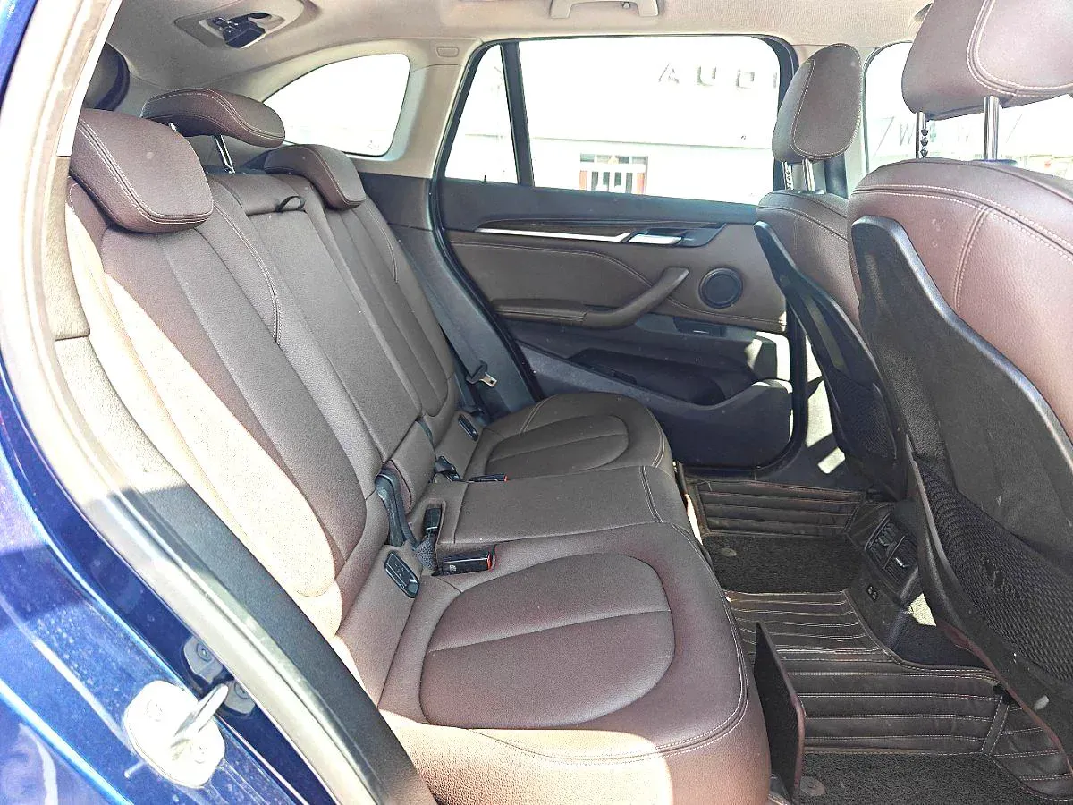2020 BMW X1 2.0T 192HP L4 8AT,autocango,china used car exporter,china ev exporter,chinese used car exporter,chinese used ev exporter