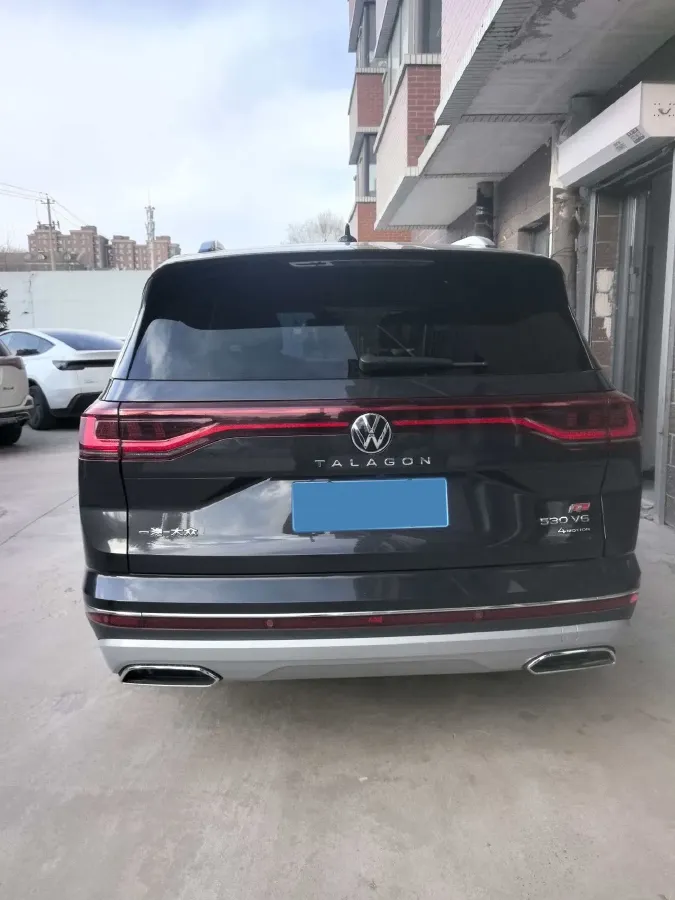 2022 Volkswagen Talagon 2.5T 299HP V6 7DCT,autocango,china used car exporter,china ev exporter,chinese used car exporter,chinese used ev exporter