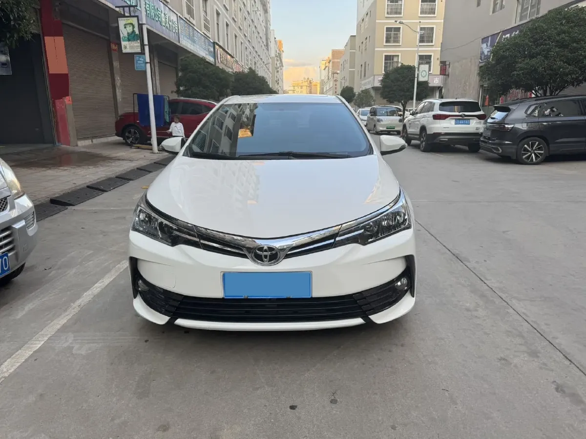 2017 Toyota Corolla 1.2T 116HP L4 CVT,autocango,china used car exporter,china ev exporter,chinese used car exporter,chinese used ev exporter