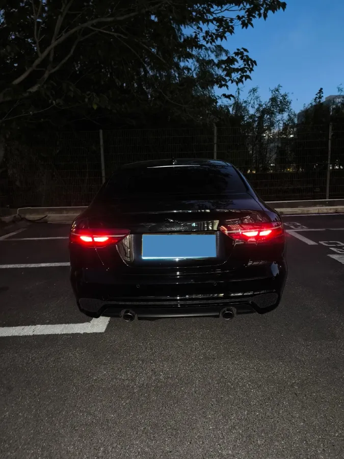 2024 Jaguar XEL 2.0T 250HP L4 8AT,autocango,china used car exporter,china ev exporter,chinese used car exporter,chinese used ev exporter
