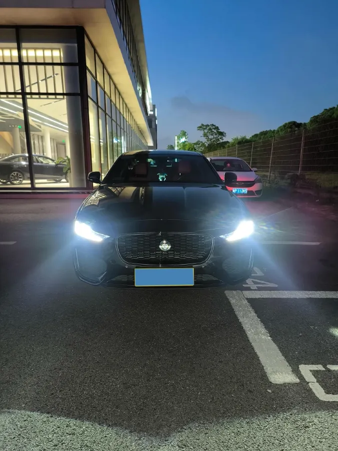 2024 Jaguar XEL 2.0T 250HP L4 8AT,autocango,china used car exporter,china ev exporter,chinese used car exporter,chinese used ev exporter