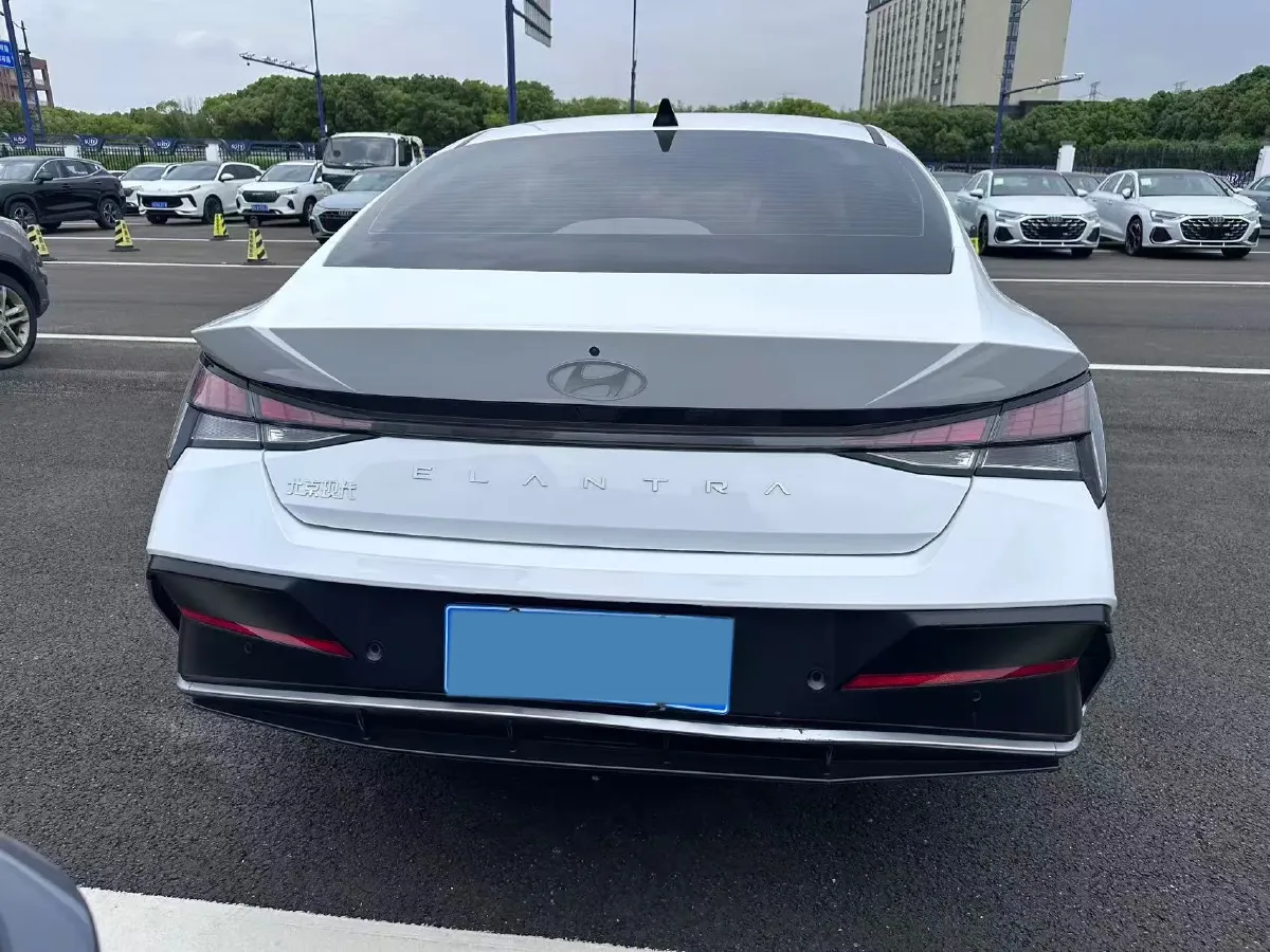 2023 Hyundai Elantra 1.5L 115HP L4 CVT,autocango,china used car exporter,china ev exporter,chinese used car exporter,chinese used ev exporter