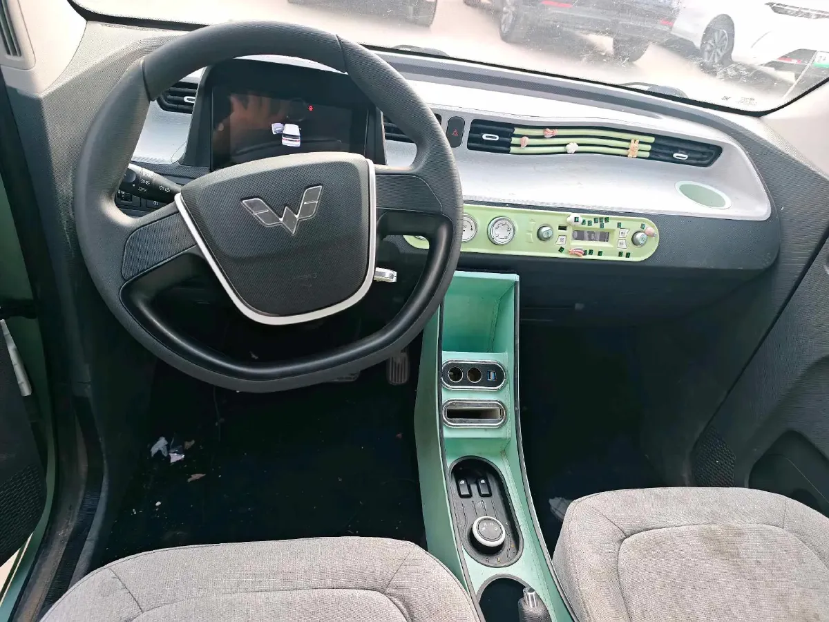 2022 WuLing HongGuang MINI EV BEV 9KWH,autocango,china used car exporter,china ev exporter,chinese used car exporter,chinese used ev exporter