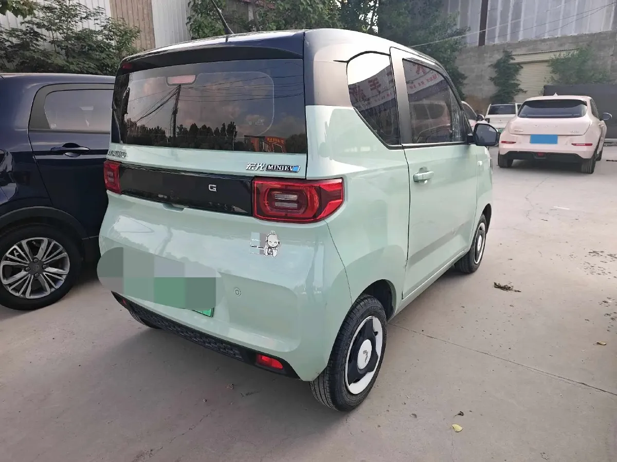 2022 WuLing HongGuang MINI EV BEV 9KWH,autocango,china used car exporter,china ev exporter,chinese used car exporter,chinese used ev exporter