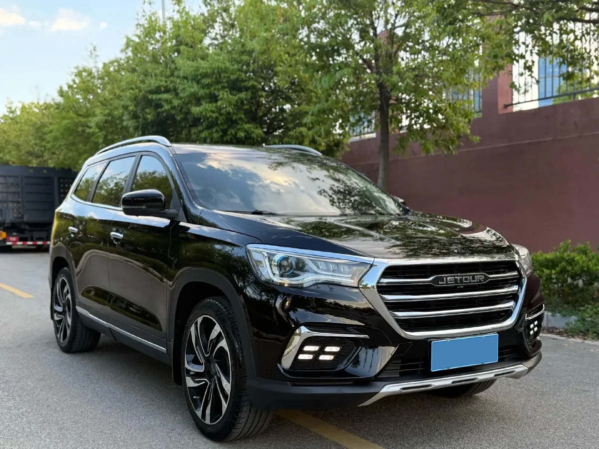 2019 Jetour X90 1.5T 156HP L4 6MT,autocango,china used car exporter,china ev exporter,chinese used car exporter,chinese used ev exporter