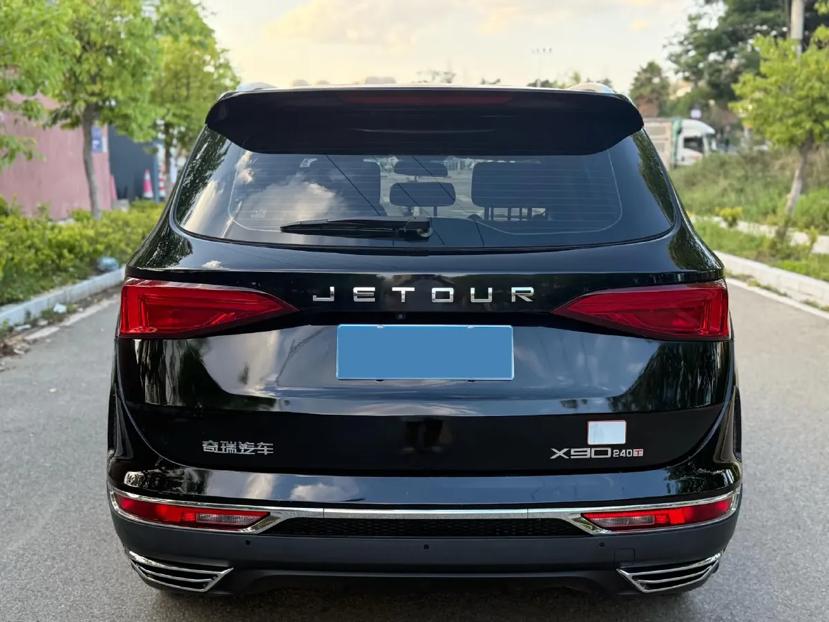 2019 Jetour X90 1.5T 156HP L4 6MT,autocango,china used car exporter,china ev exporter,chinese used car exporter,chinese used ev exporter
