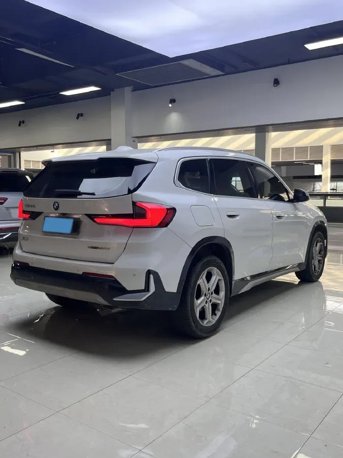 2023 BMW X1 1.5T 156HP L3 7DCT,autocango,china used car exporter,china ev exporter,chinese used car exporter,chinese used ev exporter