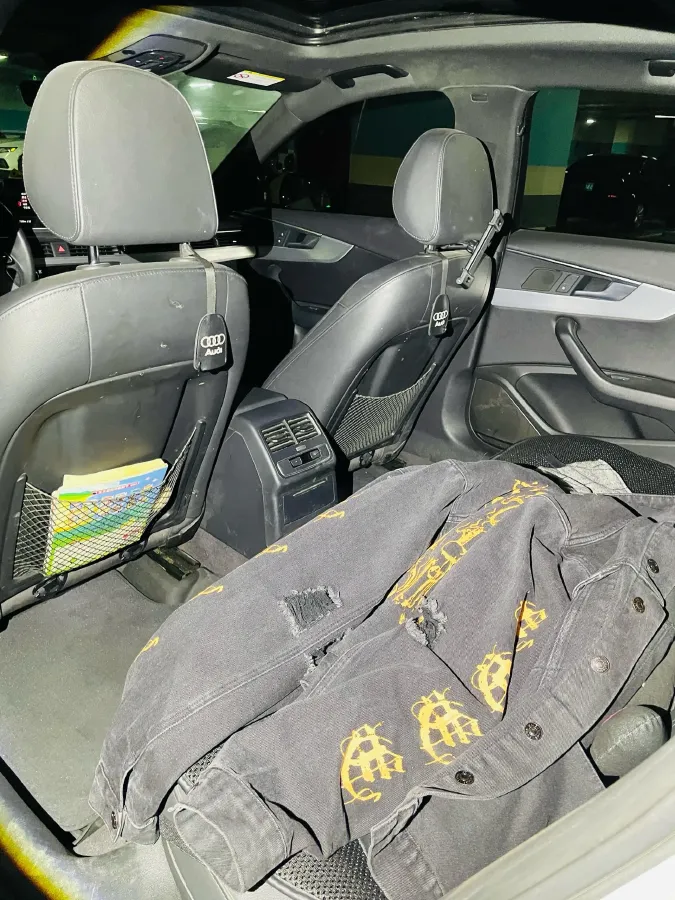 2019 Audi A4L 2.0T 190HP L4 7DCT,autocango,china used car exporter,china ev exporter,chinese used car exporter,chinese used ev exporter