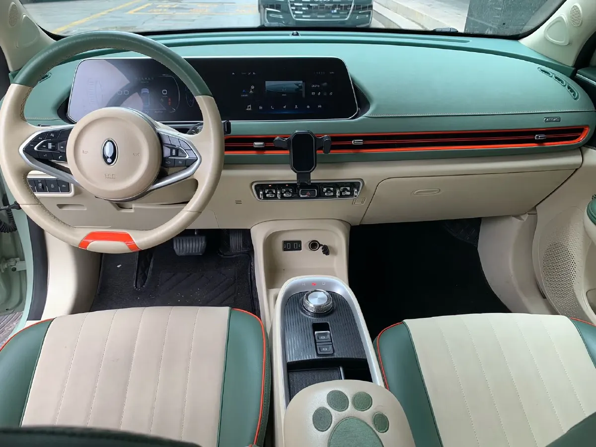 2022 ChangAn Oshan X7 Plus 1.5T 188HP L4 7DCT,autocango,china used car exporter,china ev exporter,chinese used car exporter,chinese used ev exporter