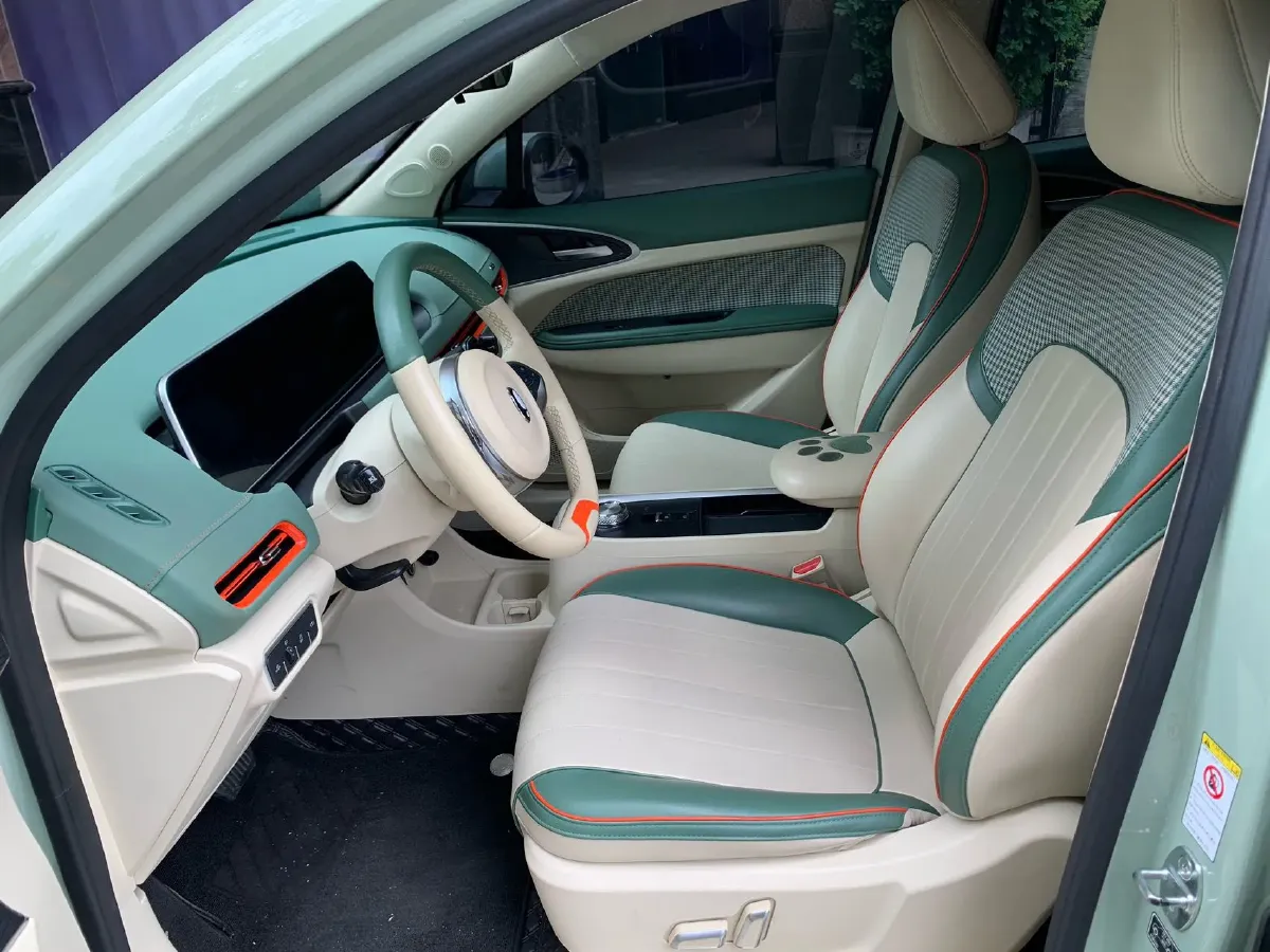 2022 ChangAn Oshan X7 Plus 1.5T 188HP L4 7DCT,autocango,china used car exporter,china ev exporter,chinese used car exporter,chinese used ev exporter