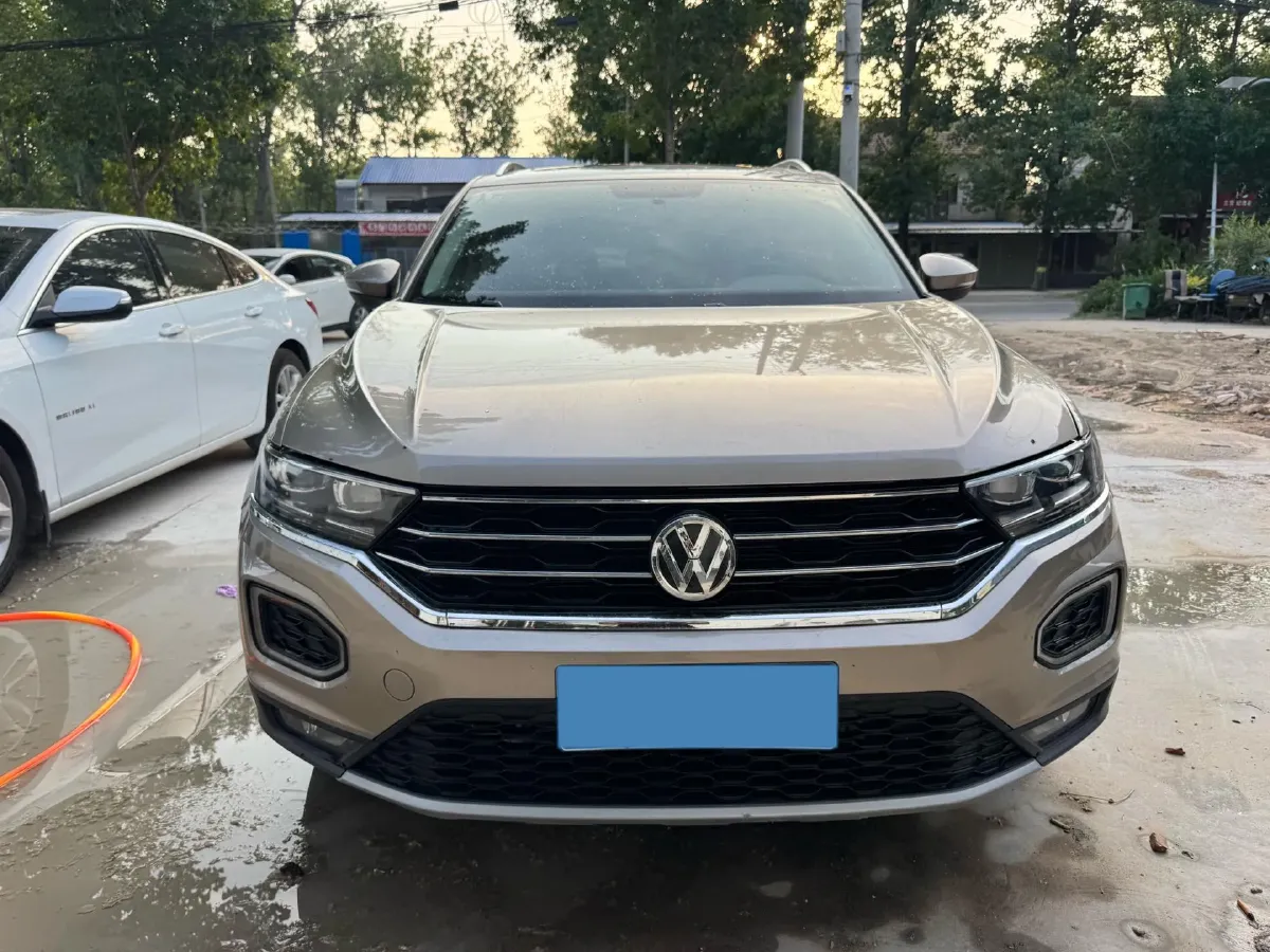 2019 Volkswagen T-Roc 1.4T 150HP L4 7DCT,autocango,china used car exporter,china ev exporter,chinese used car exporter,chinese used ev exporter