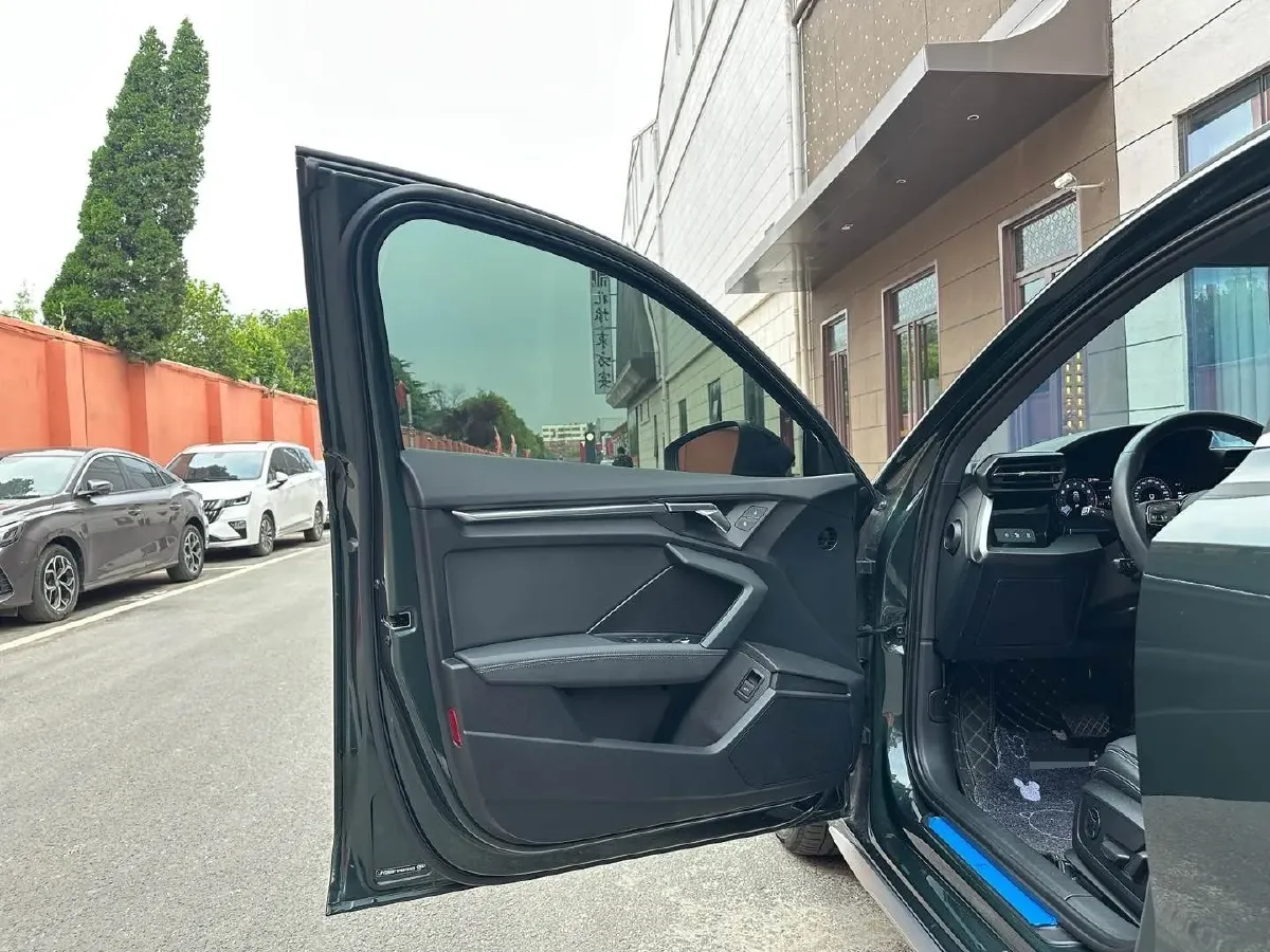 2023 Audi A3 1.4T 150HP L4 7DCT,autocango,china used car exporter,china ev exporter,chinese used car exporter,chinese used ev exporter
