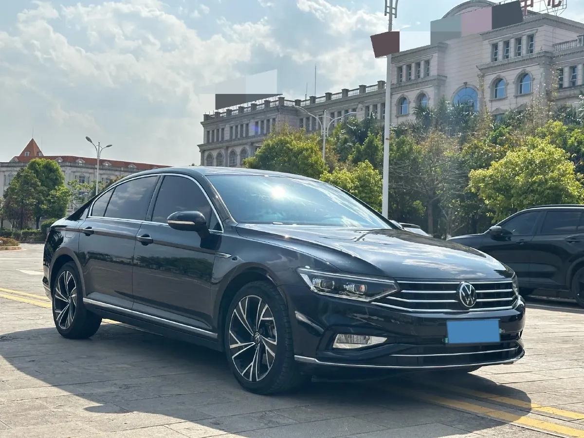 2021 Volkswagen Magotan 2.0T 186HP L4 7DCT,autocango,china used car exporter,china ev exporter,chinese used car exporter,chinese used ev exporter