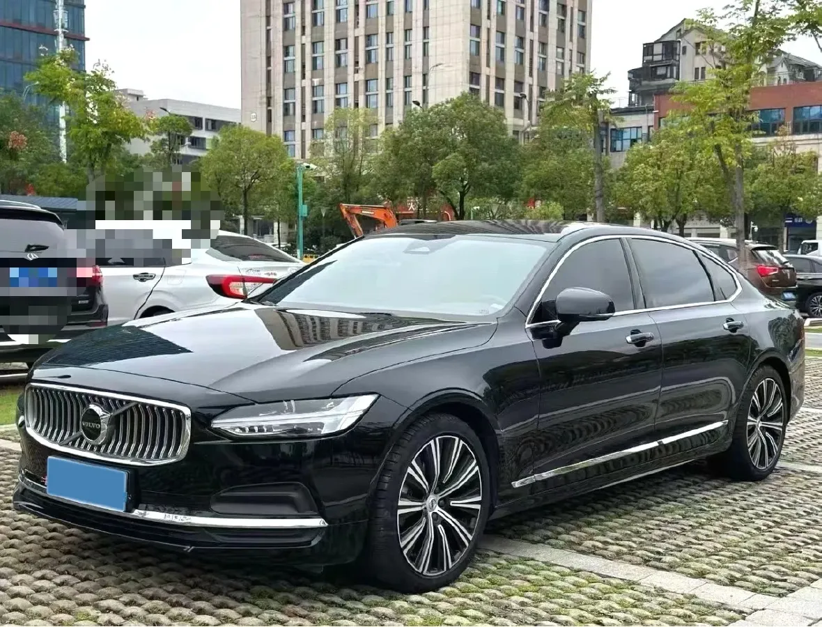 2022 Volvo S90 2.0T 250HP L4 8AT,autocango,china used car exporter,china ev exporter,chinese used car exporter,chinese used ev exporter