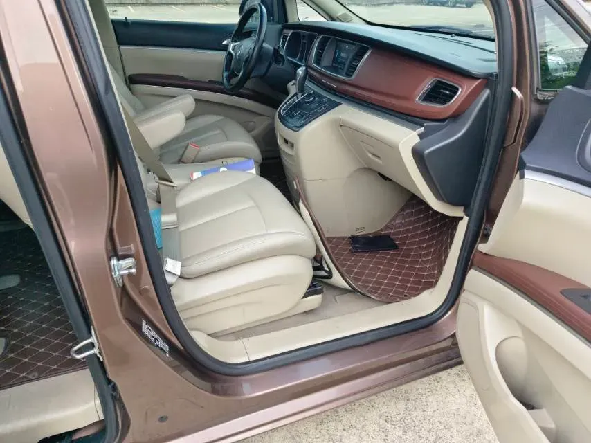 2018 Buick GL8 2.0T 260HP L4 6AT,autocango,china used car exporter,china ev exporter,chinese used car exporter,chinese used ev exporter