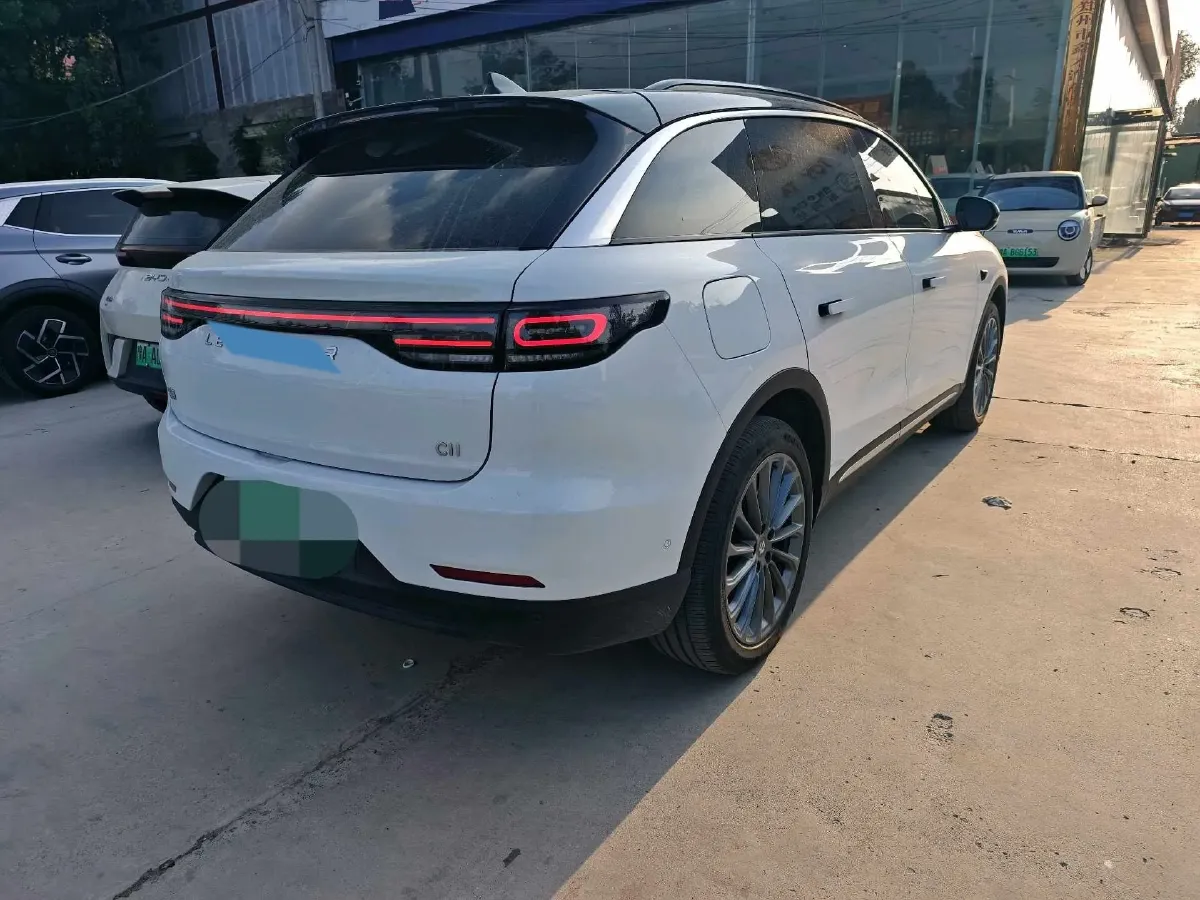 2024 Leapmotor C11 1.5L 95HP L4 REEV 43.74KWH,autocango,china used car exporter,china ev exporter,chinese used car exporter,chinese used ev exporter