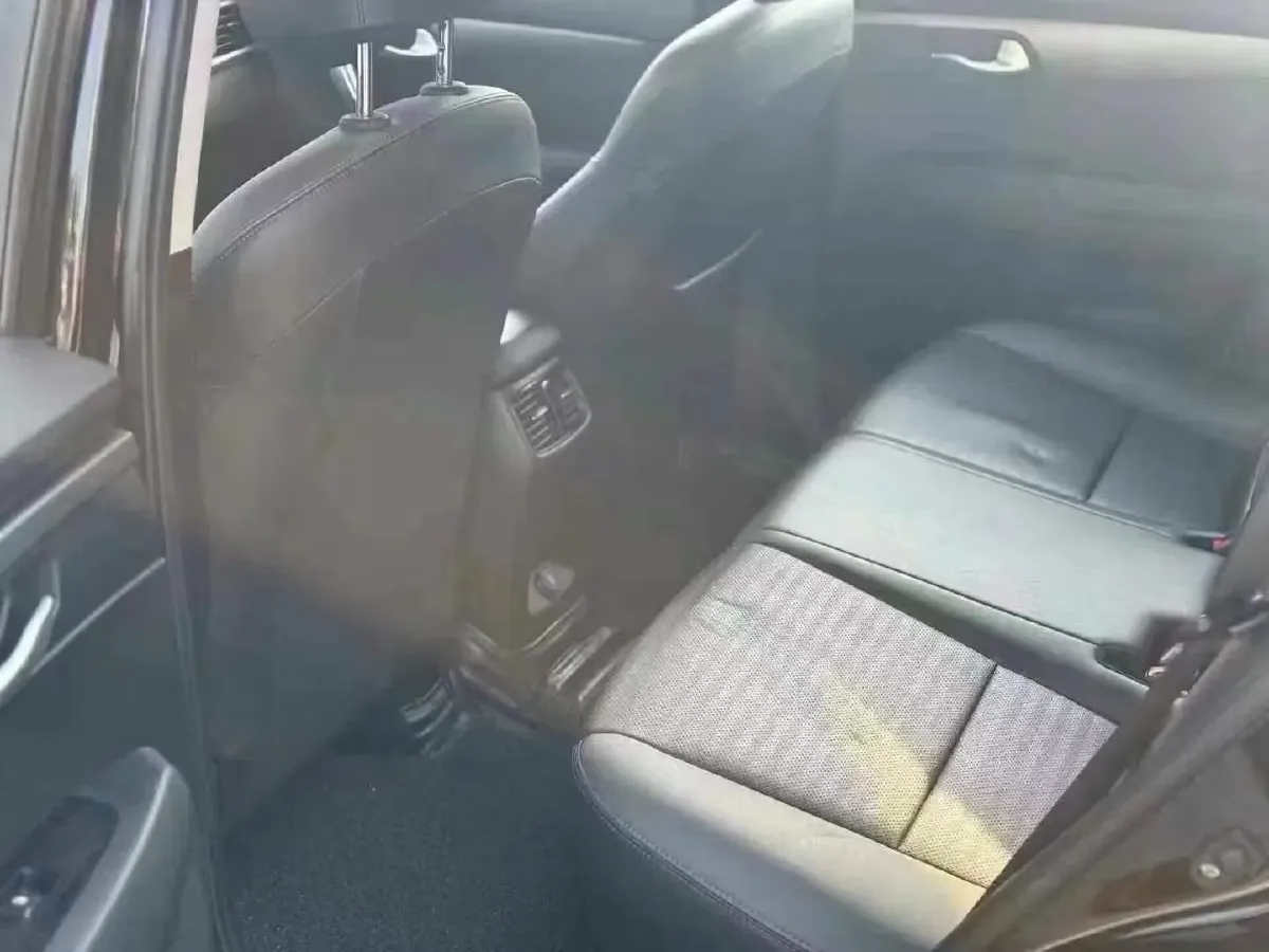 2018 Kia Sportage R 2.0L 160HP L4 6AT,autocango,china used car exporter,china ev exporter,chinese used car exporter,chinese used ev exporter