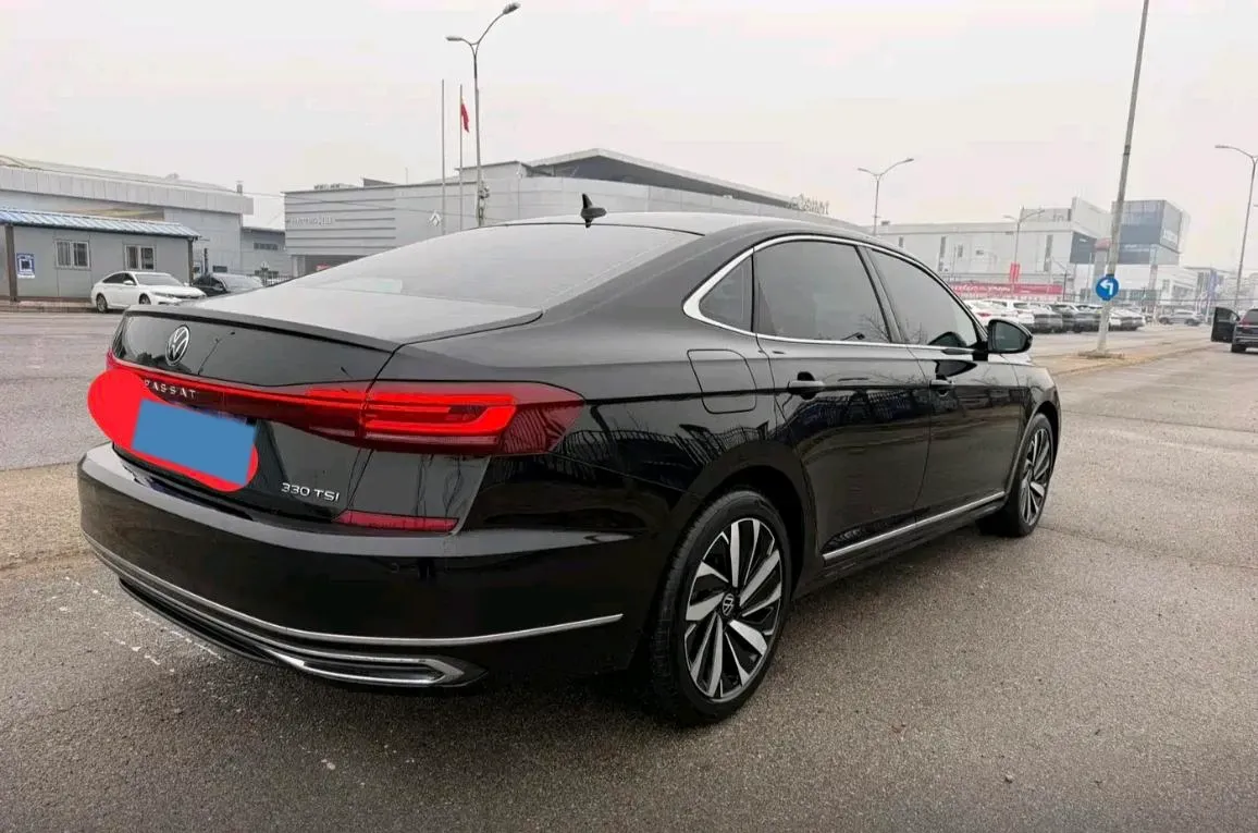 2024 Volkswagen Passat 2.0T 186HP L4 7DCT,autocango,china used car exporter,china ev exporter,chinese used car exporter,chinese used ev exporter