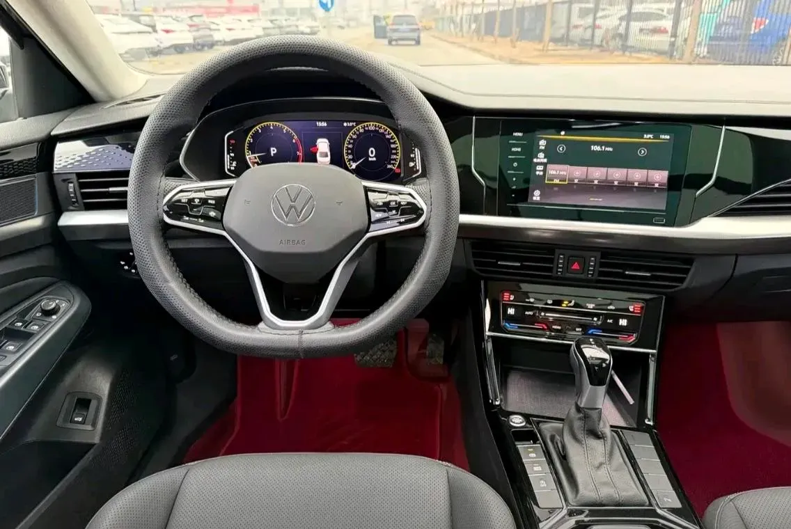 2024 Volkswagen Passat 2.0T 186HP L4 7DCT,autocango,china used car exporter,china ev exporter,chinese used car exporter,chinese used ev exporter