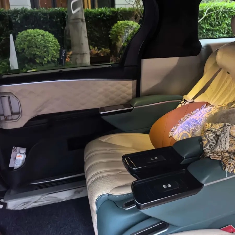 2021 Toyota Sienna 2.5L 192HP L4 E-CVT Hybrid,autocango,china used car exporter,china ev exporter,chinese used car exporter,chinese used ev exporter