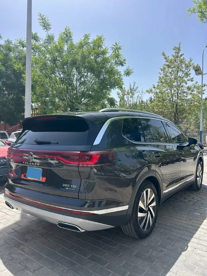 2021 Volkswagen Talagon 2.0T 220HP L4 7DCT,autocango,china used car exporter,china ev exporter,chinese used car exporter,chinese used ev exporter