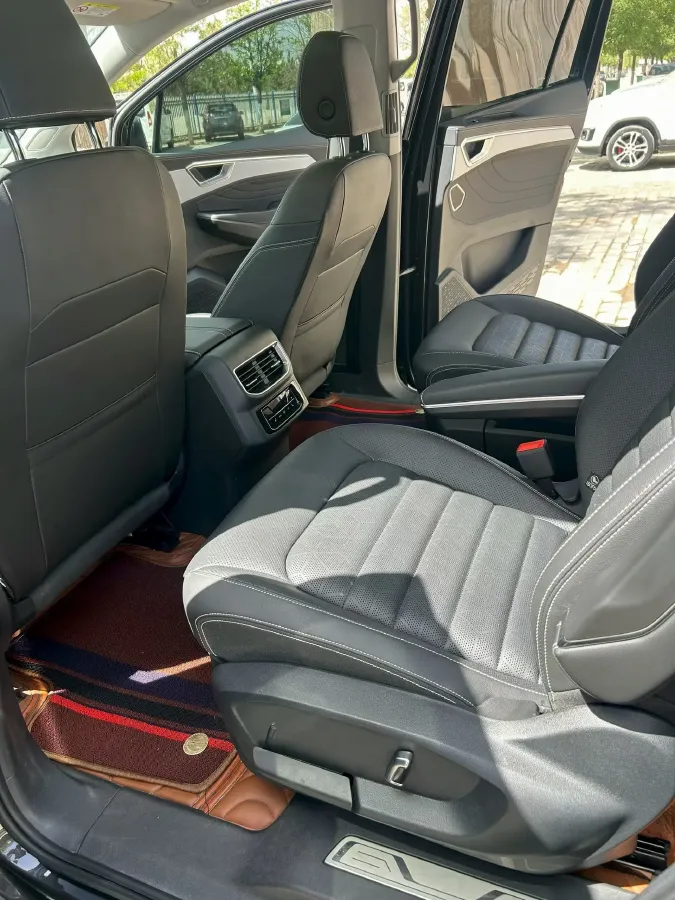 2021 Volkswagen Talagon 2.0T 220HP L4 7DCT,autocango,china used car exporter,china ev exporter,chinese used car exporter,chinese used ev exporter