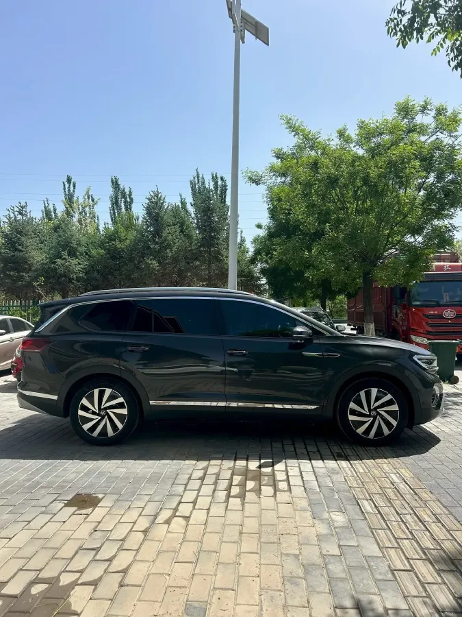 2021 Volkswagen Talagon 2.0T 220HP L4 7DCT,autocango,china used car exporter,china ev exporter,chinese used car exporter,chinese used ev exporter