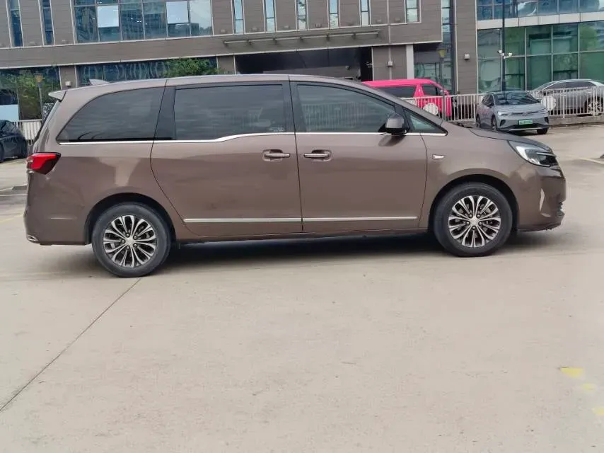2021 Buick GL8 2.0T 237HP L4 9AT,autocango,china used car exporter,china ev exporter,chinese used car exporter,chinese used ev exporter