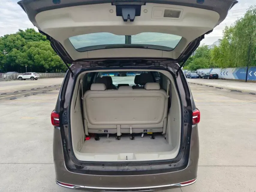 2021 Buick GL8 2.0T 237HP L4 9AT,autocango,china used car exporter,china ev exporter,chinese used car exporter,chinese used ev exporter