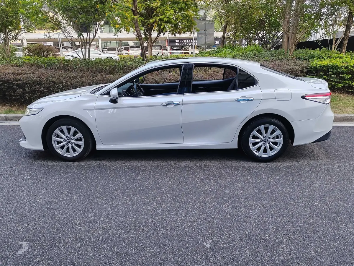 2019 Toyota Camry 2.0L 178HP L4 CVT,autocango,china used car exporter,china ev exporter,chinese used car exporter,chinese used ev exporter