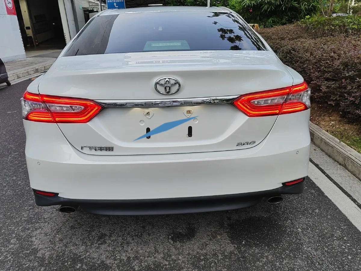 2019 Toyota Camry 2.0L 178HP L4 CVT,autocango,china used car exporter,china ev exporter,chinese used car exporter,chinese used ev exporter