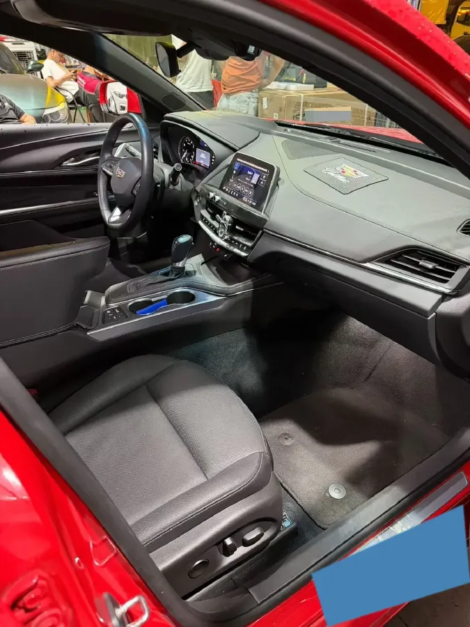 2022 Cadillac CT4 2.0T 237HP L4 8AT,autocango,china used car exporter,china ev exporter,chinese used car exporter,chinese used ev exporter
