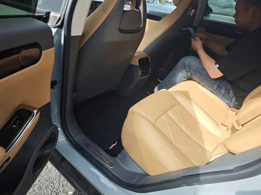 2024 Leapmotor C01 1.5L 95HP L4 REEV 43.7KWH,autocango,china used car exporter,china ev exporter,chinese used car exporter,chinese used ev exporter