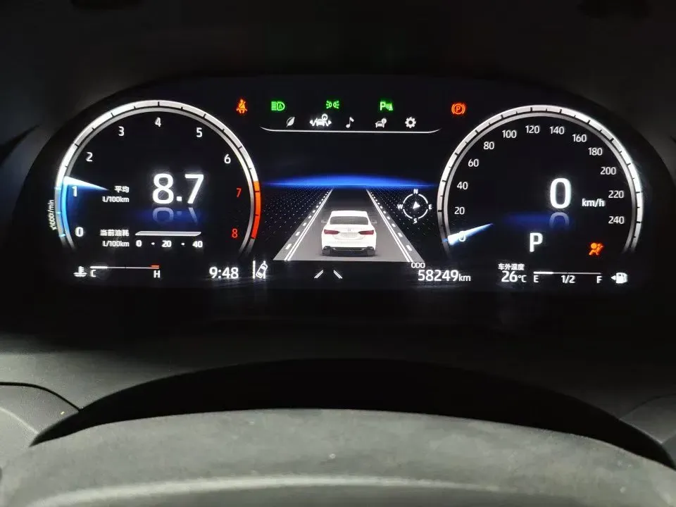 2021 Toyota Camry 2.5L 209HP L4 8AT,autocango,china used car exporter,china ev exporter,chinese used car exporter,chinese used ev exporter