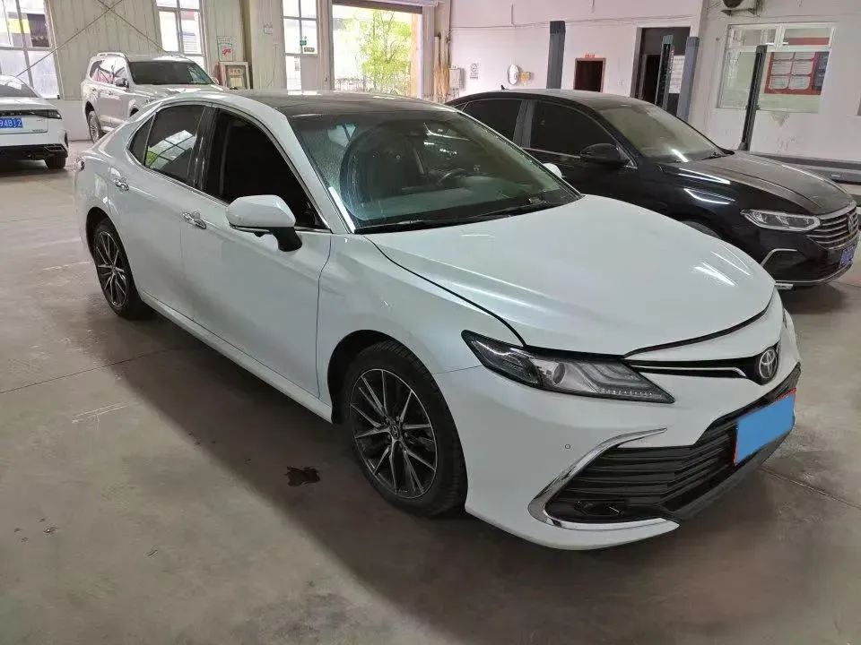 2021 Toyota Camry 2.5L 209HP L4 8AT,autocango,china used car exporter,china ev exporter,chinese used car exporter,chinese used ev exporter