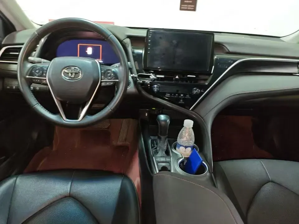 2021 Toyota Camry 2.5L 209HP L4 8AT,autocango,china used car exporter,china ev exporter,chinese used car exporter,chinese used ev exporter