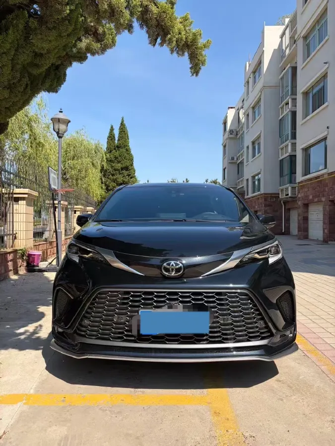 2026 Toyota Granvia 2.5L 189HP L4 E-CVT Hybrid,autocango,china used car exporter,china ev exporter,chinese used car exporter,chinese used ev exporter
