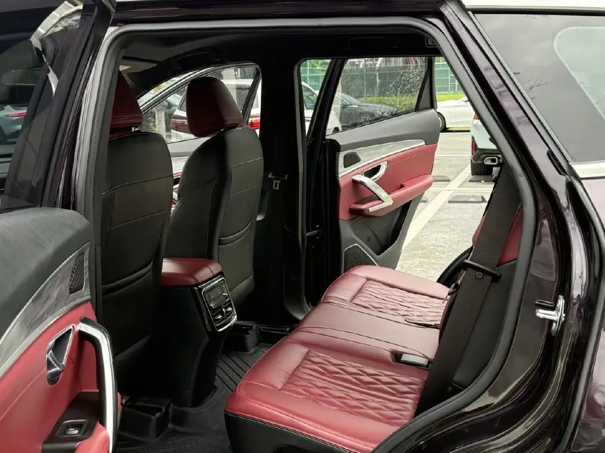 2022 Jetour X70 Plus 1.5T 156HP L4 CVT,autocango,china used car exporter,china ev exporter,chinese used car exporter,chinese used ev exporter