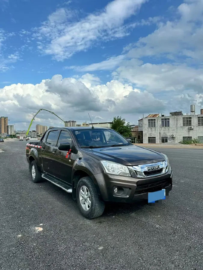 2020 Isuzu RE-MAX Jim 2.8T 120HP L4 5MT,autocango,china used car exporter,china ev exporter,chinese used car exporter,chinese used ev exporter